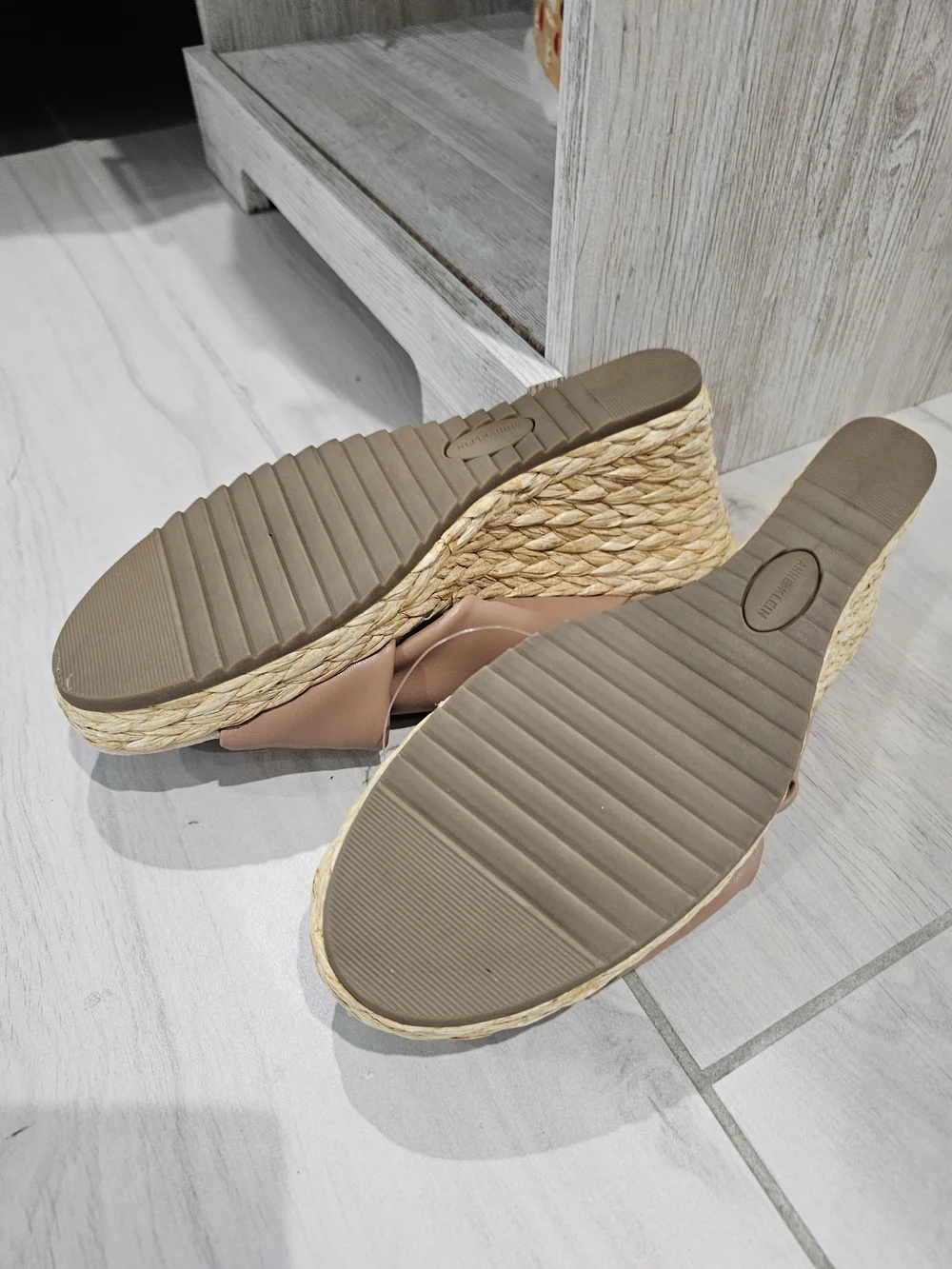 Anne Klein Mauve-Tan Knotted Espadrille Wedge Sandals Size 10 New